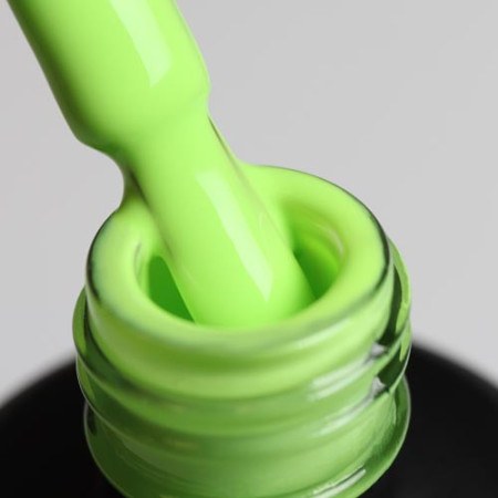 No.610 Sunny Green | Gel Polish 15ml